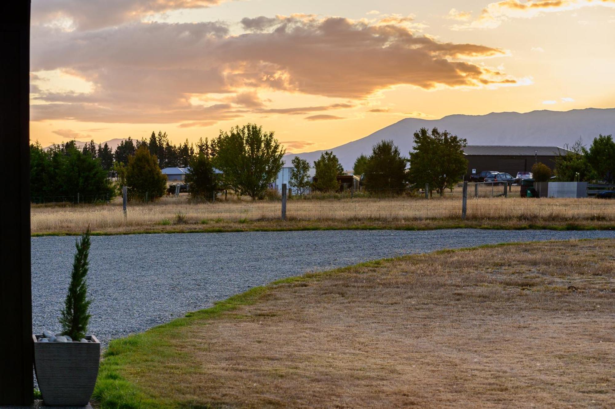 Villa 31 On Boundary Twizel Esterno foto